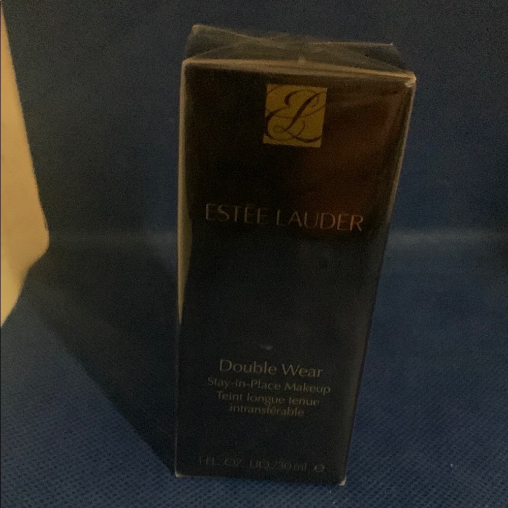 Estee Lauder Double Wear Stay-in-Place Makeup - Blue and Gold Packaging